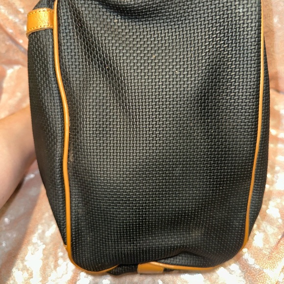 Yves Saint Laurent Black and Tan Shoulder Bag - Picture 2 of 3